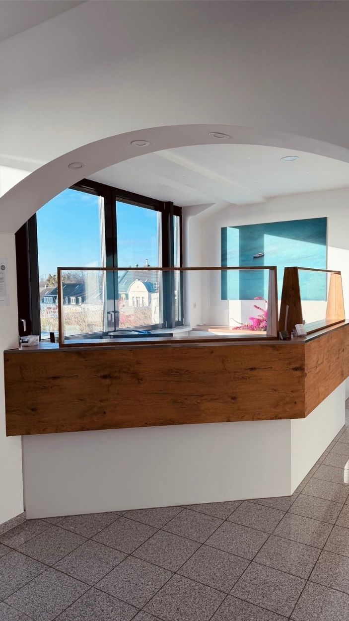 images/Website_Bilder/Raum_Duesseldorf5.jpg#joomlaImage://local-images/Website_Bilder/Raum_Duesseldorf5.jpg?width=703&height=1250