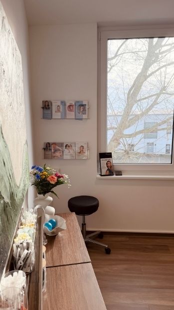 images/Website_Bilder/Raum_Leverkusen1.jpg#joomlaImage://local-images/Website_Bilder/Raum_Leverkusen1.jpg?width=349&height=620