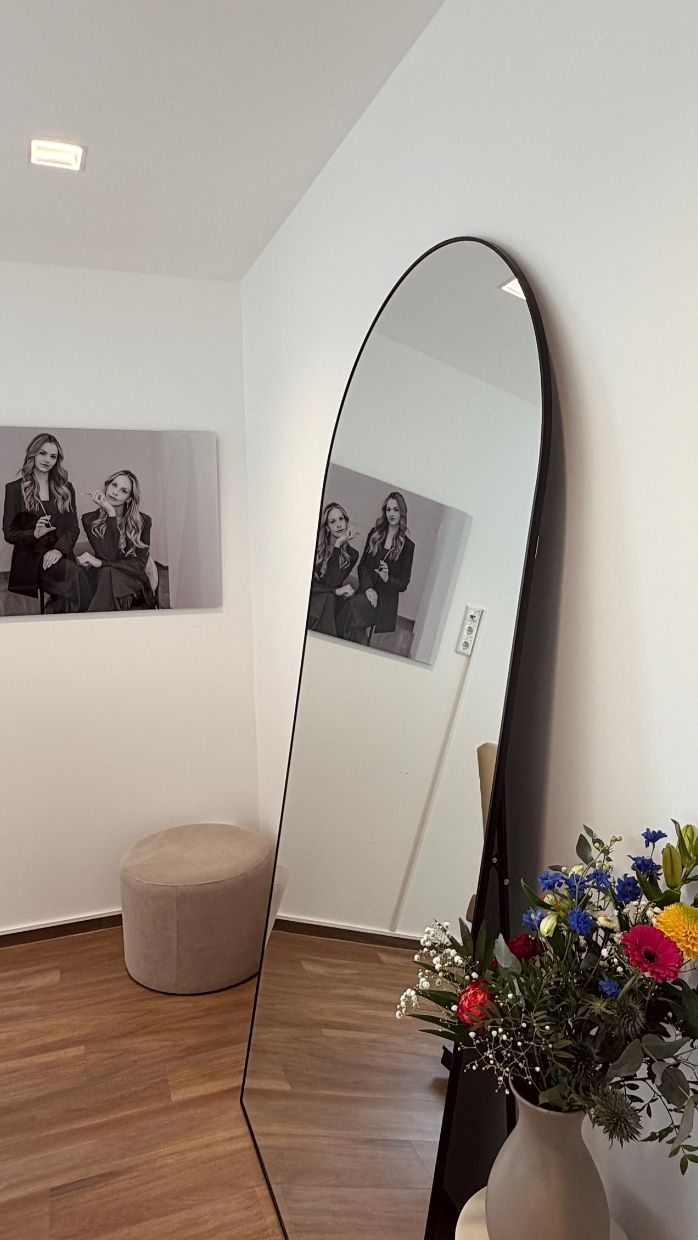 images/Website_Bilder/Raum_Leverkusen2.jpg#joomlaImage://local-images/Website_Bilder/Raum_Leverkusen2.jpg?width=698&height=1240